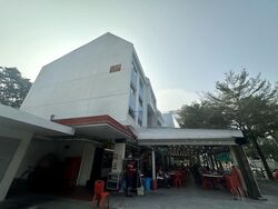 Tampines Street 11 (D18), Retail #627361591